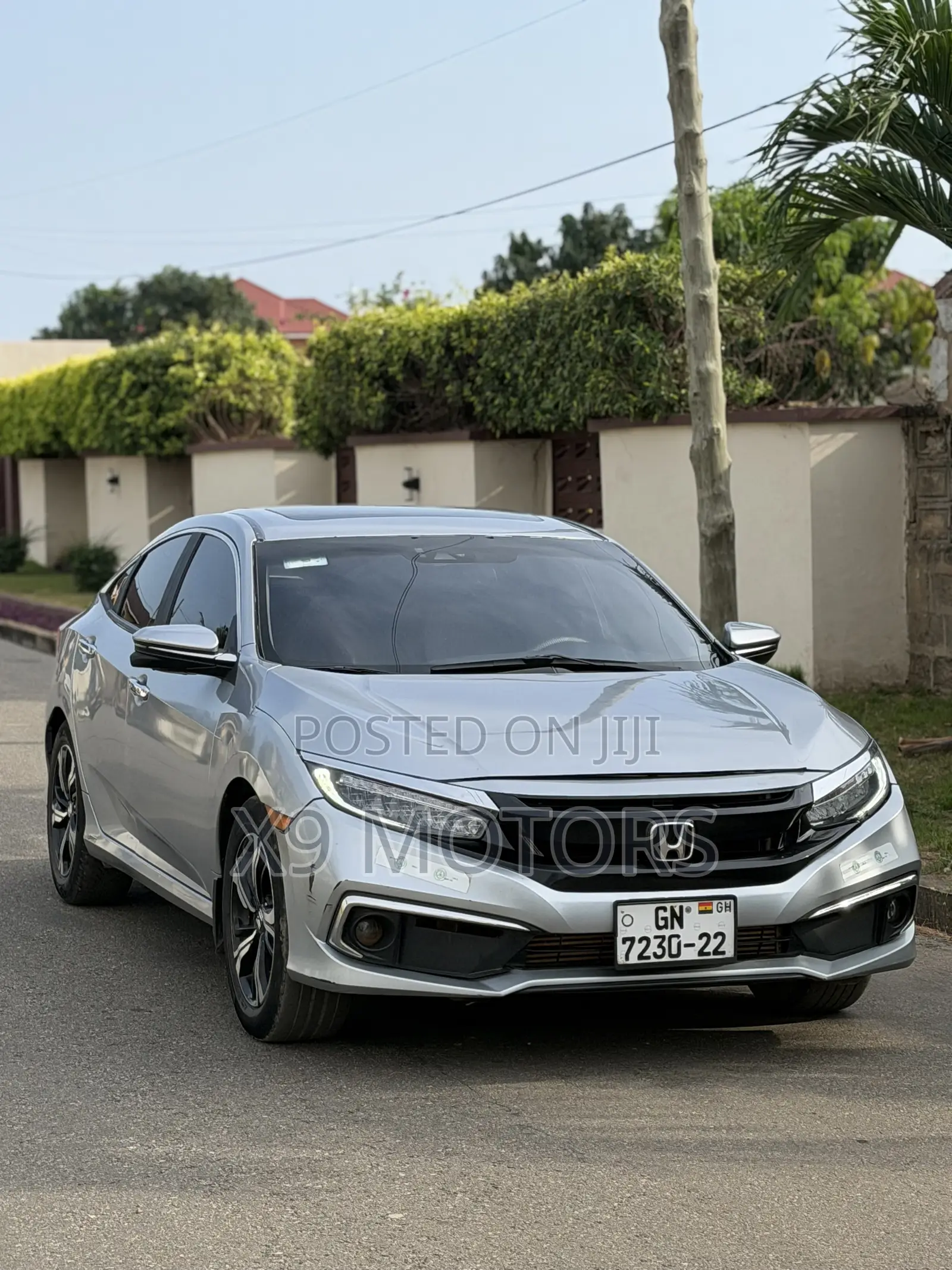 Honda Civic Touring 4dr Sedan (1.5L 4cyl) 2017 Silver