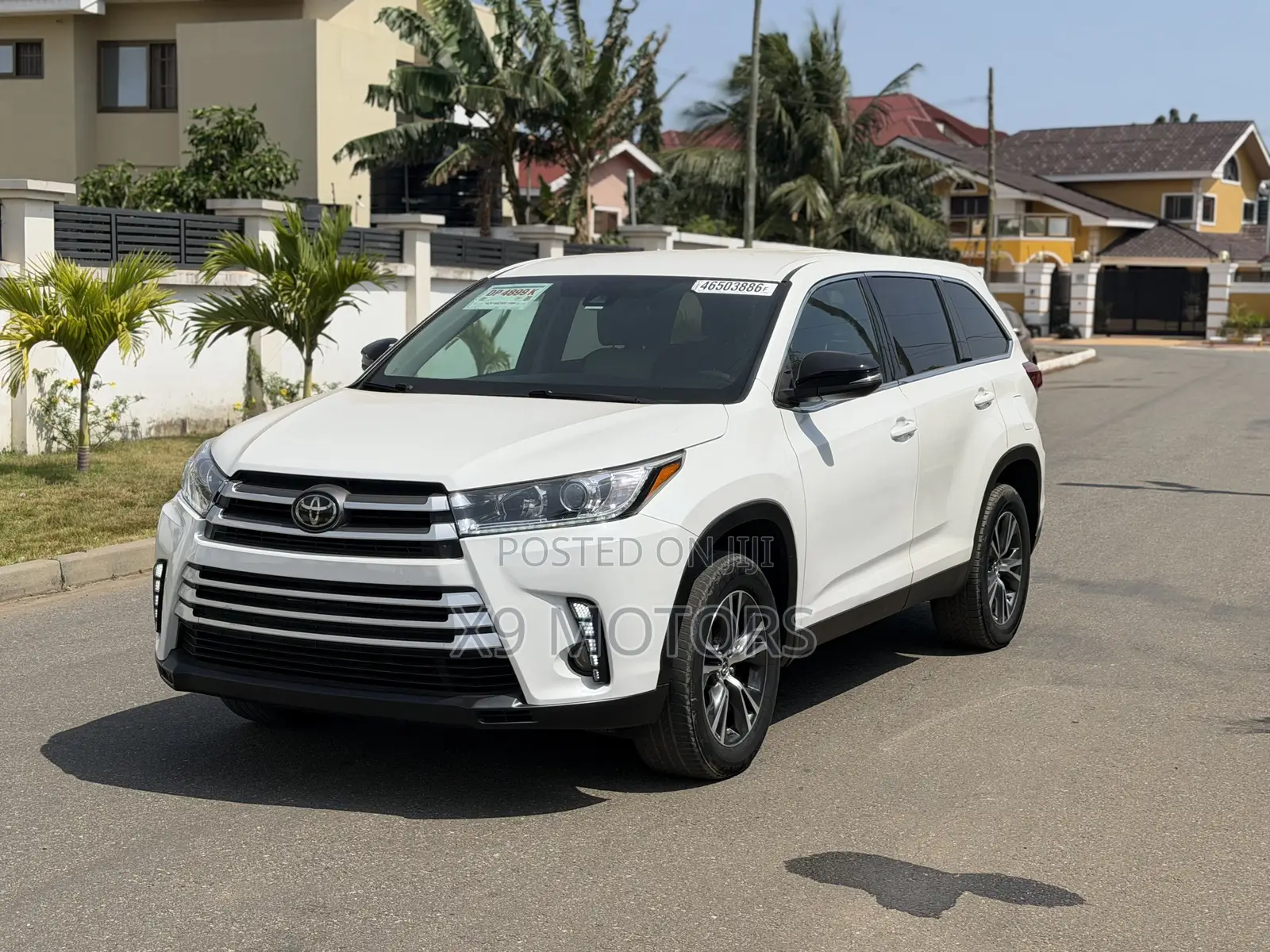 Toyota Highlander LE 2019 White