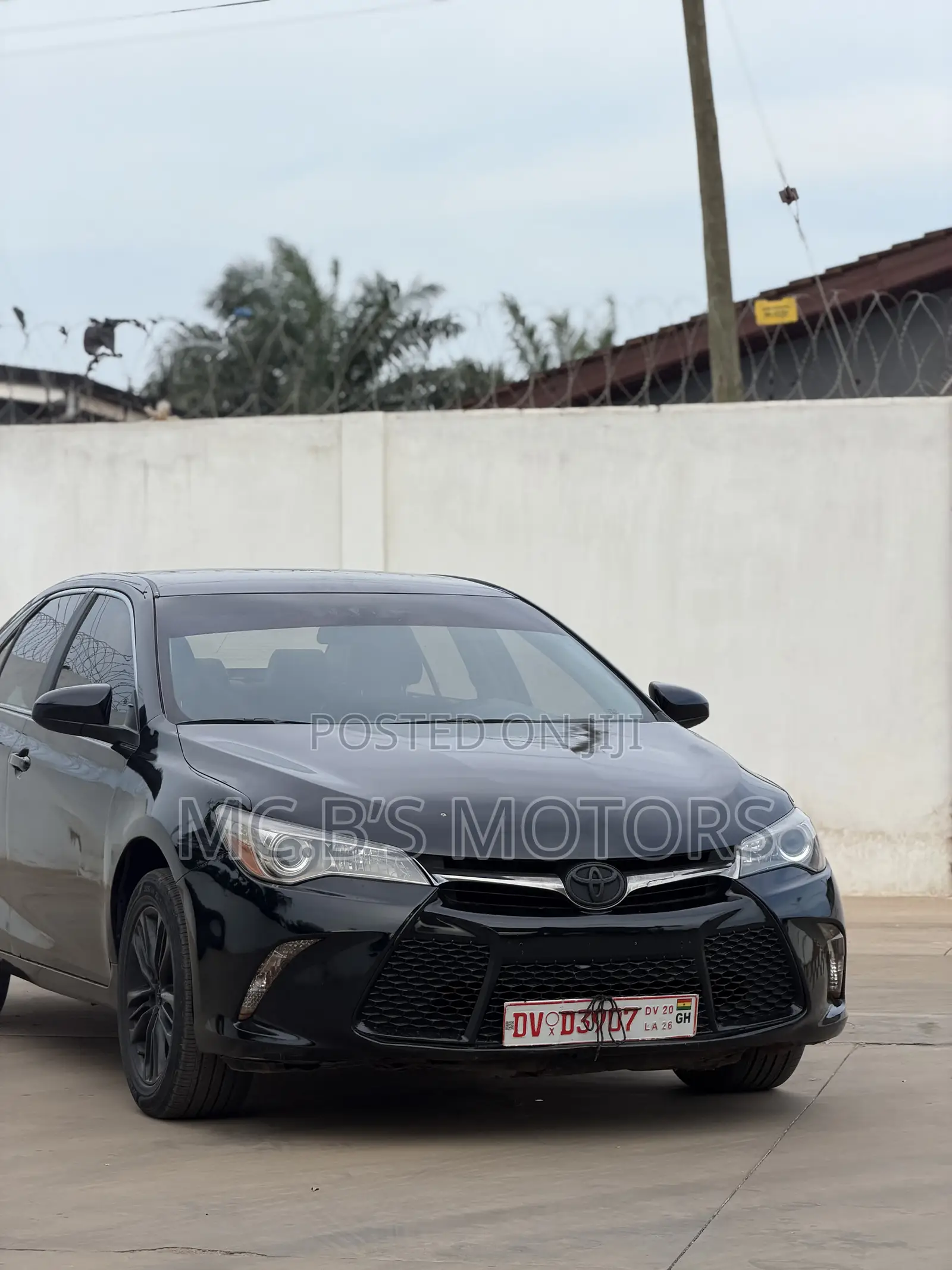 Toyota Camry 2016 Black