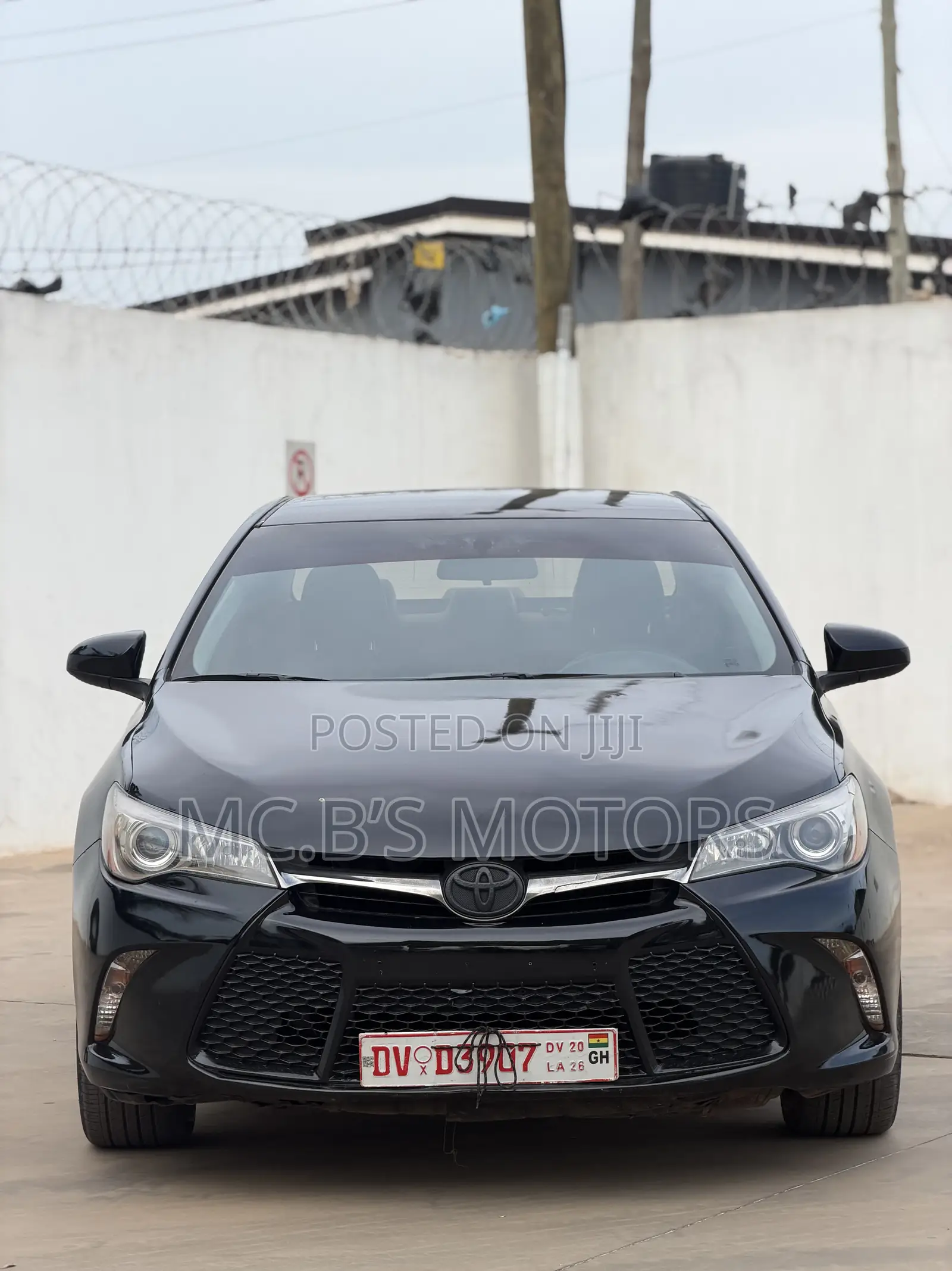 Toyota Camry 2016 Black