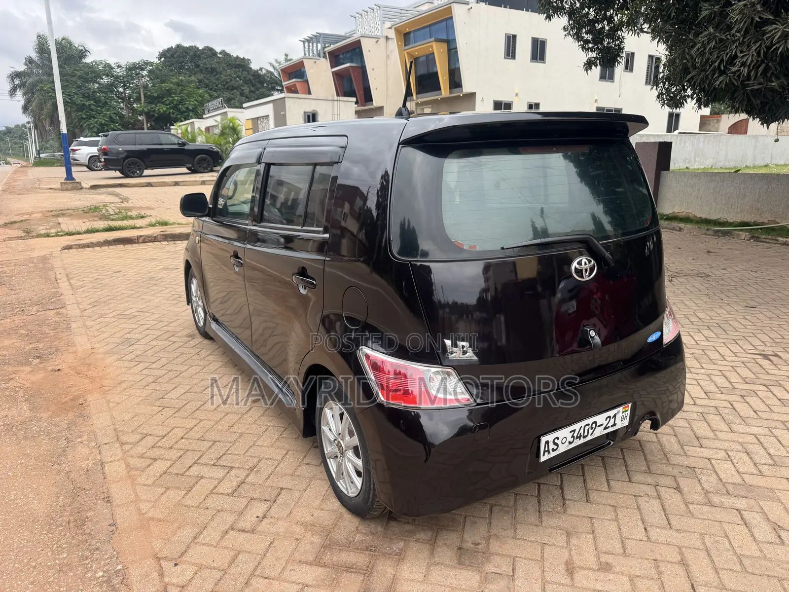 Toyota bB 2010 Black