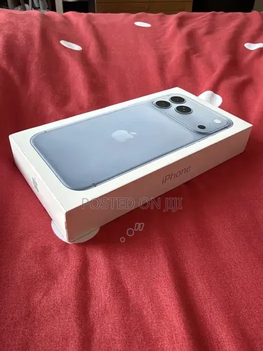 New Apple iPhone 18 Pro Max 512 GB Blue