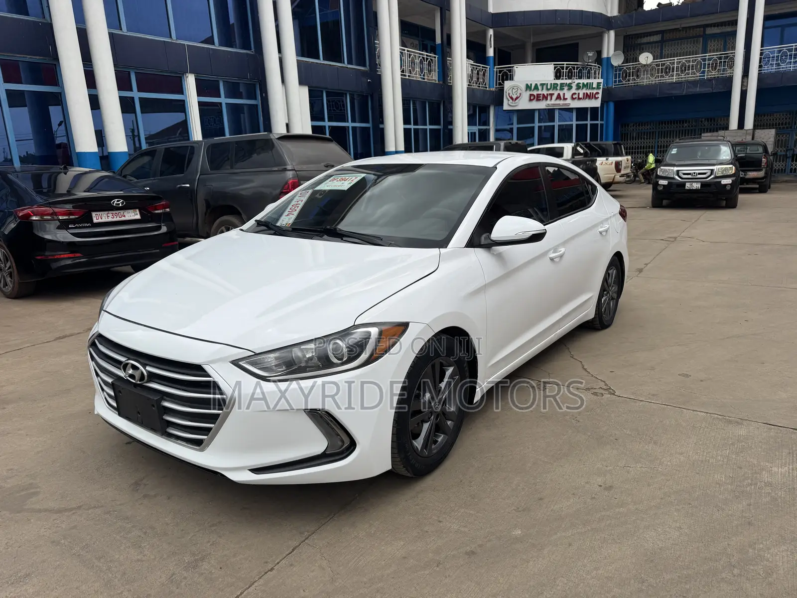 Hyundai Elantra 2017 White