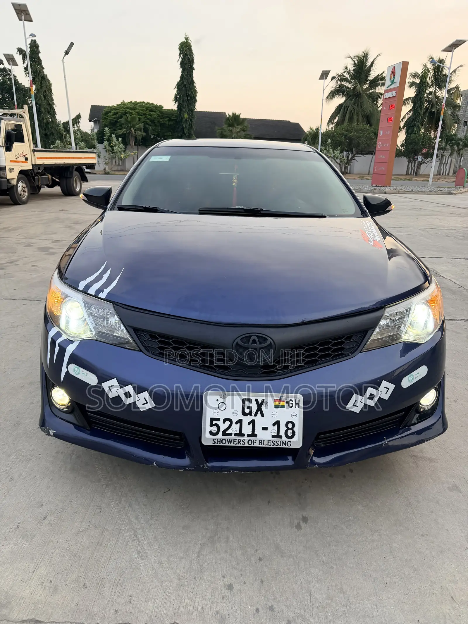 Toyota Camry 2014 Blue
