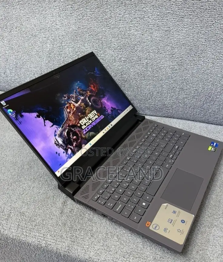 Laptop Dell G15 5520 16GB Intel Core i7 SSD 512GB