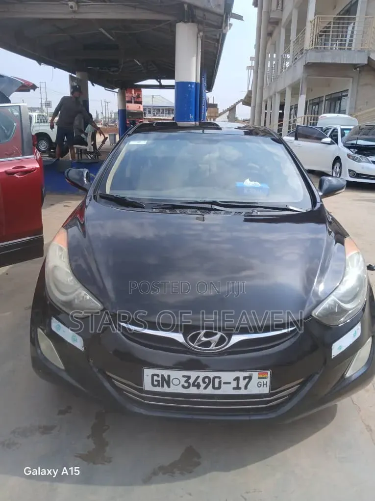 Hyundai Elantra 2015 Black