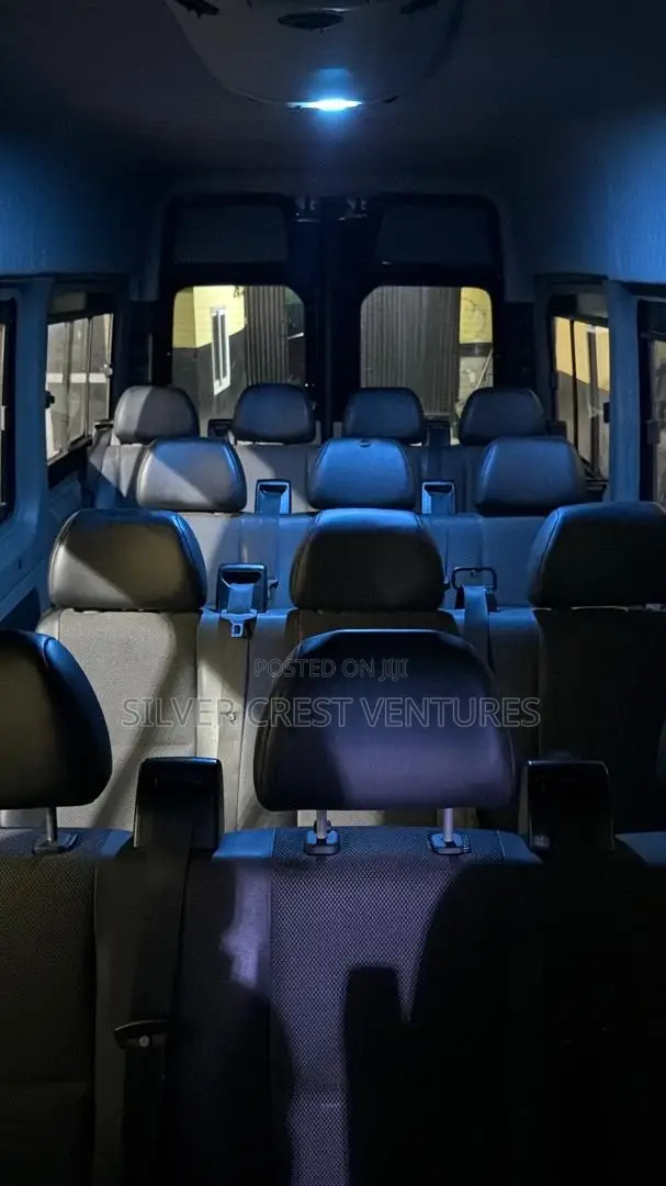 Mercedes-Benz Sprinter 2013 Black