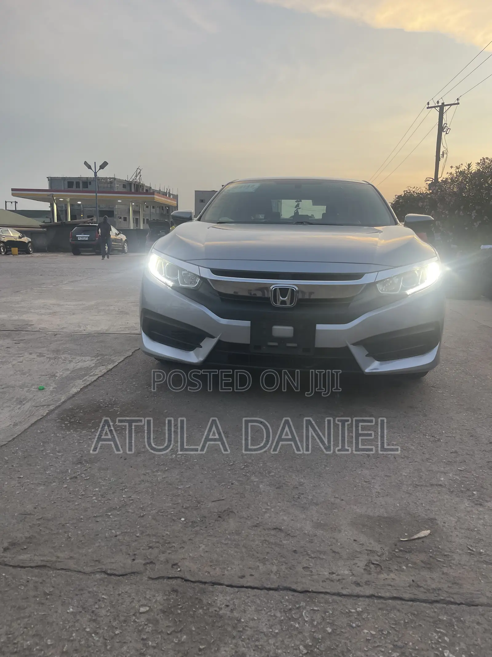 Honda Civic LX Sedan 2018 Silver