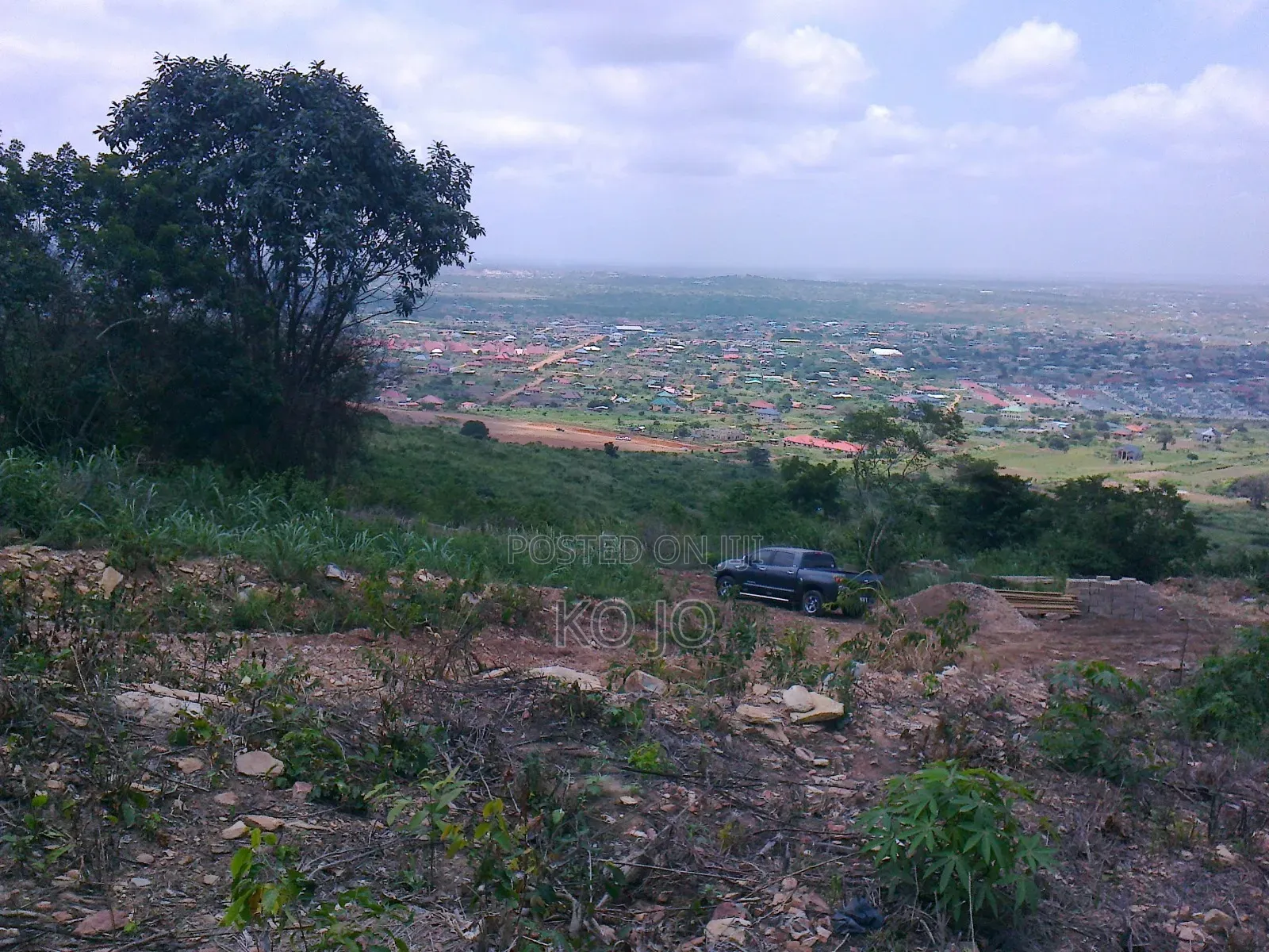 6 Plots of Titled Hillside Land at Aburi