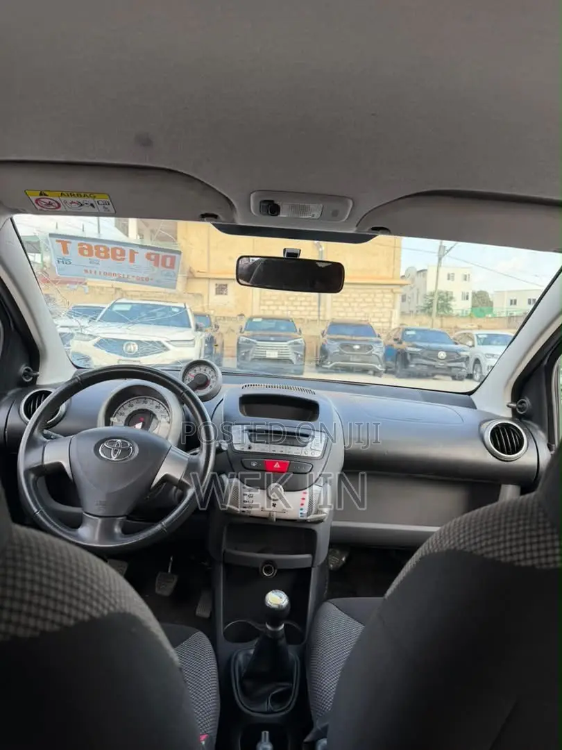 Toyota Aygo 1.0 5-Door 2012