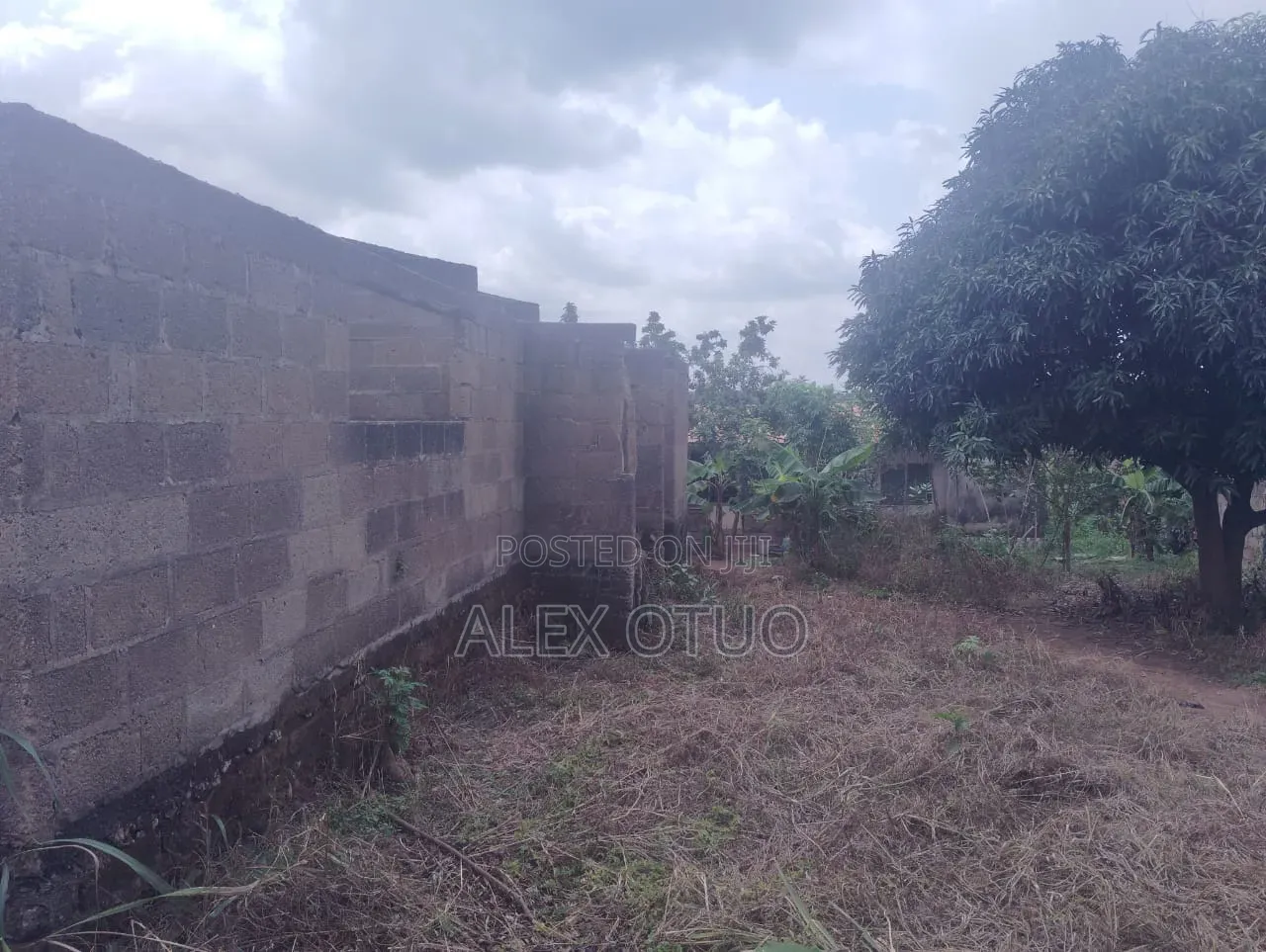 5bdrm House in Alex Otuo Properties, Kumasi Metropolitan for sale