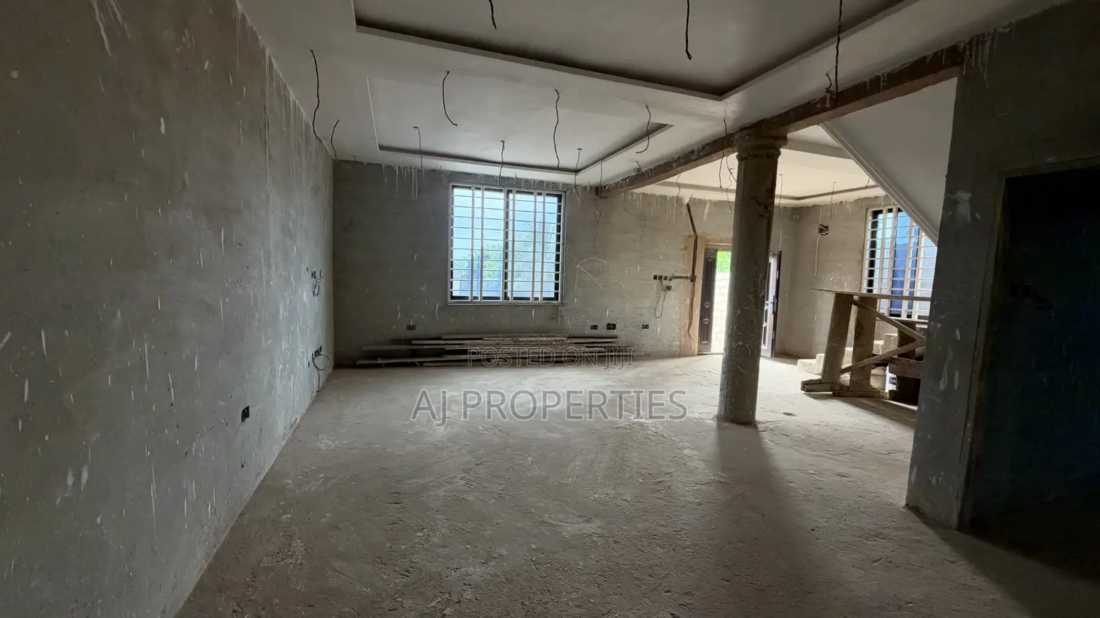 4bdrm House in Aj Properties, Old Ashomang for sale