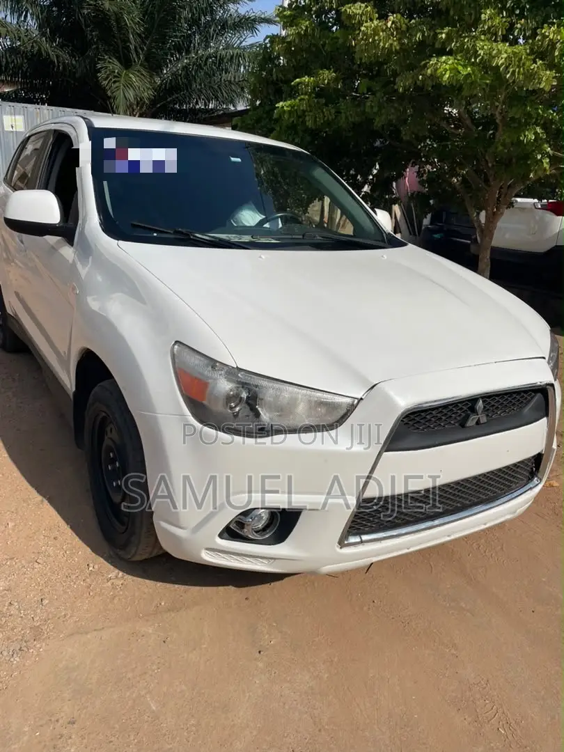Mitsubishi Outlander 2016 White