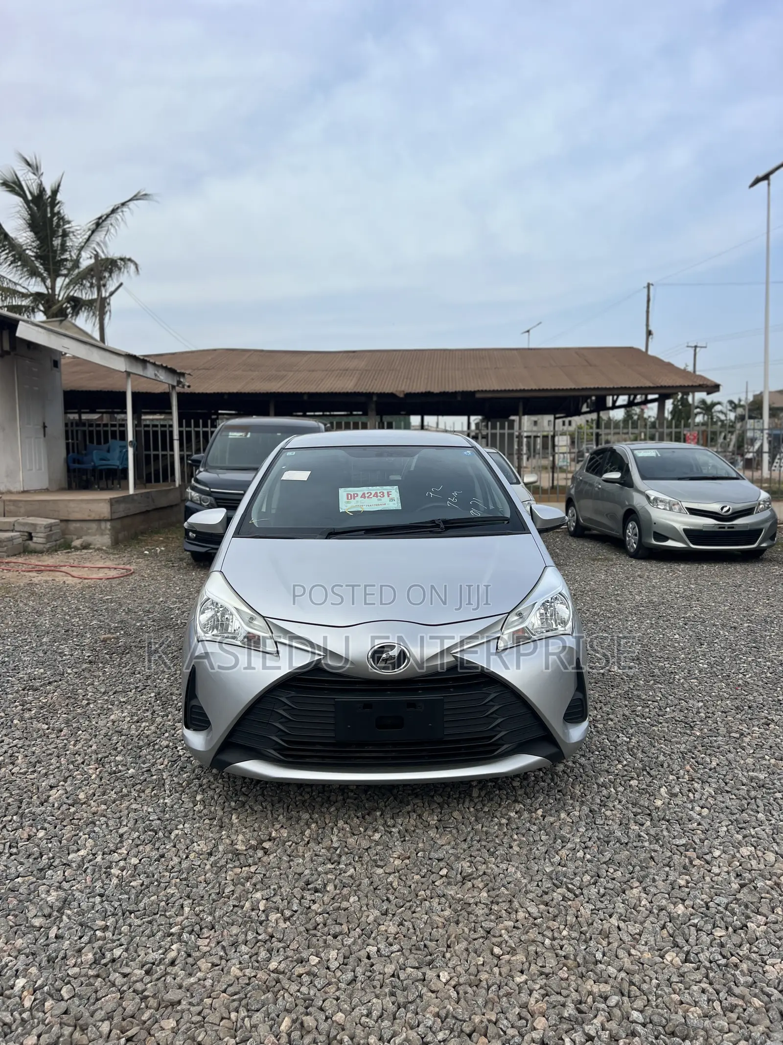 Toyota Vitz 1.3 AWD 3dr 2017 Silver