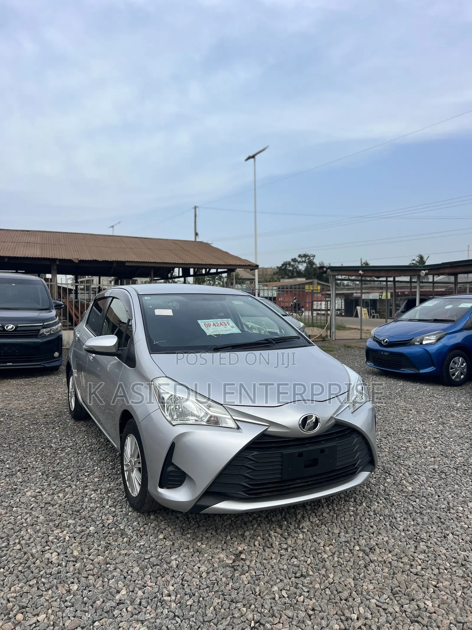 Toyota Vitz 1.3 AWD 3dr 2017 Silver