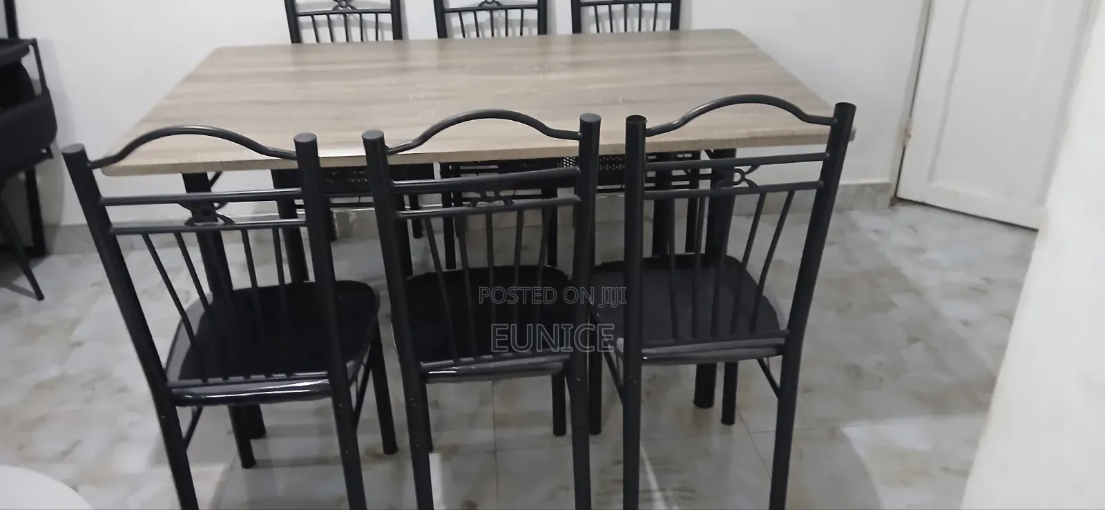 Durable Dinning Table With 6 Chairs
