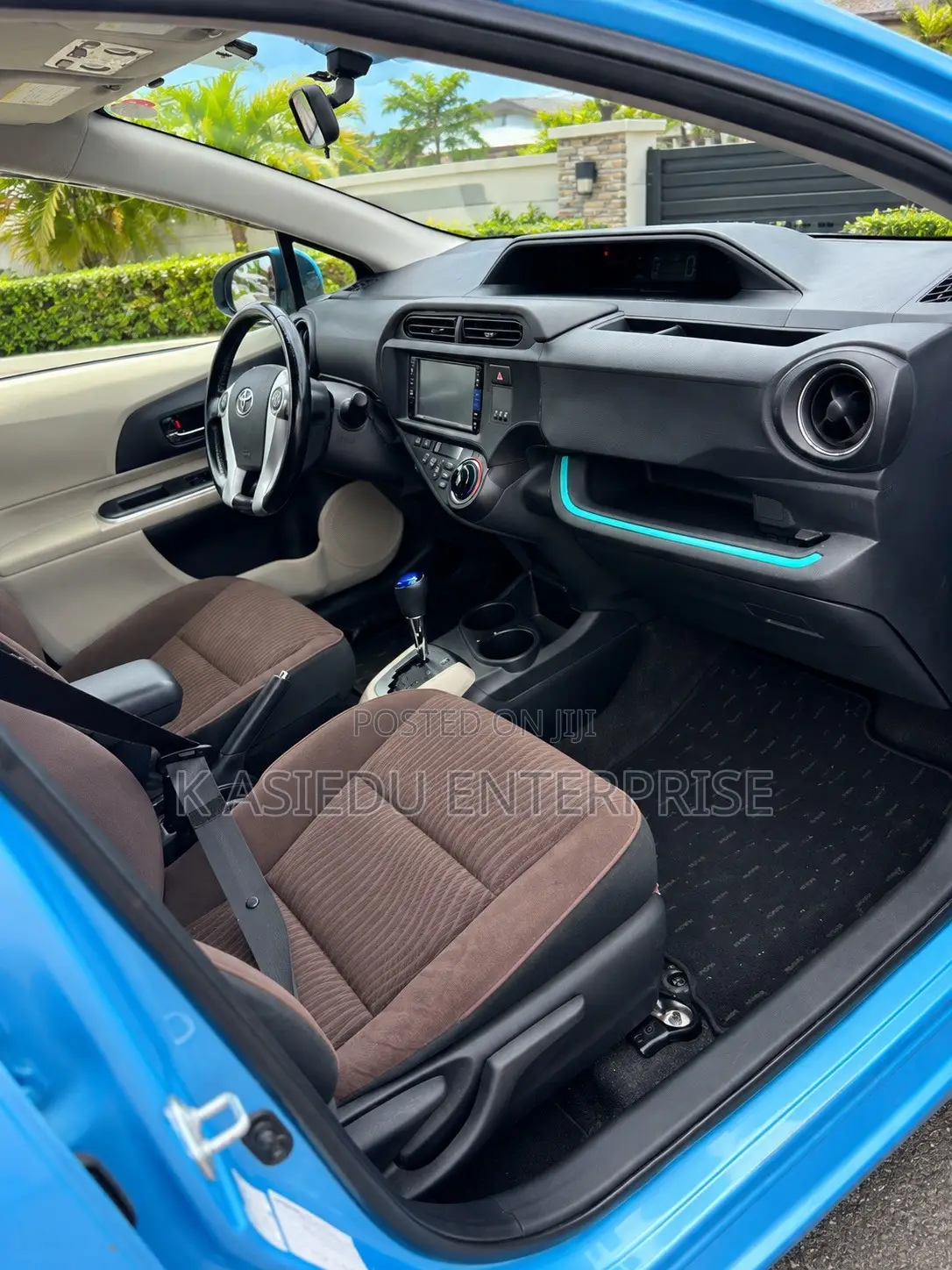 Toyota Aqua 2013 Blue