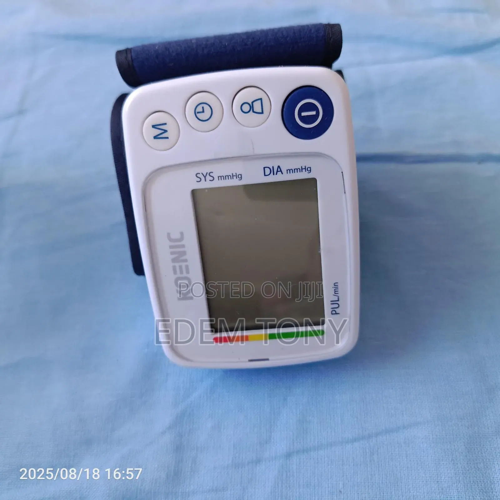 KOENIC KBP 1024 Wrist Blood Pressure Monitor