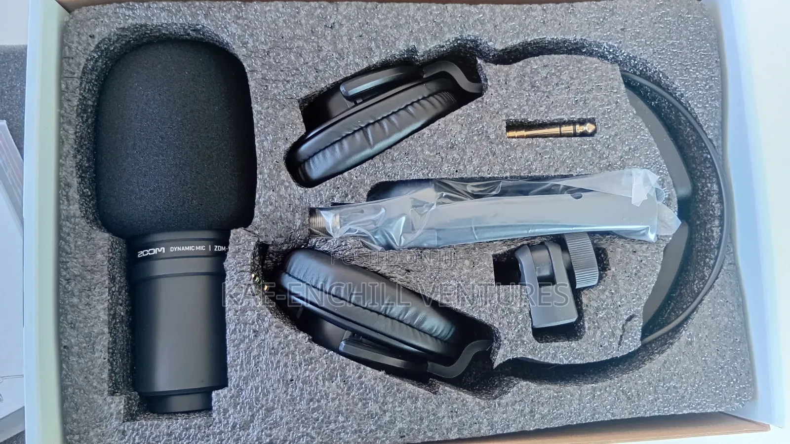 Zoom ZDM-1 Podcast Mic Pack