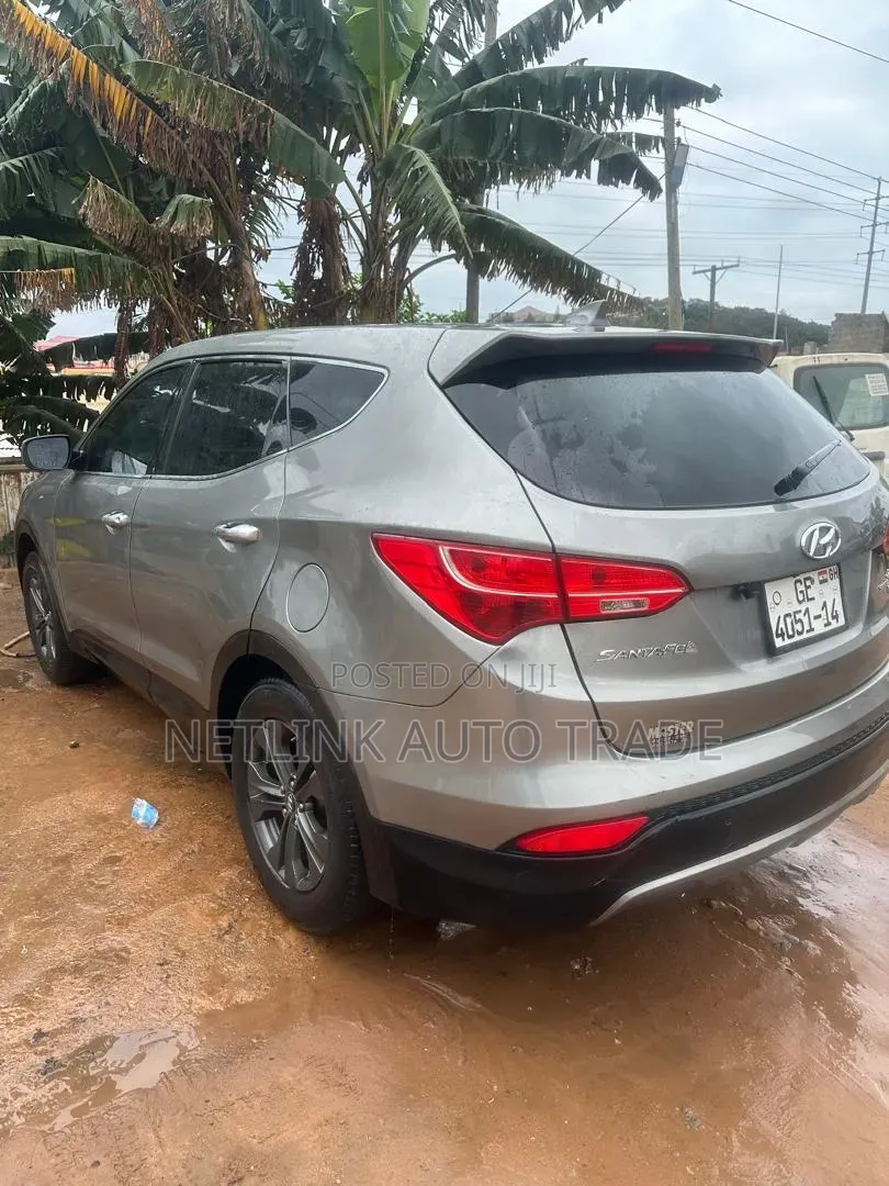 Hyundai Santa Fe 2013 Gray