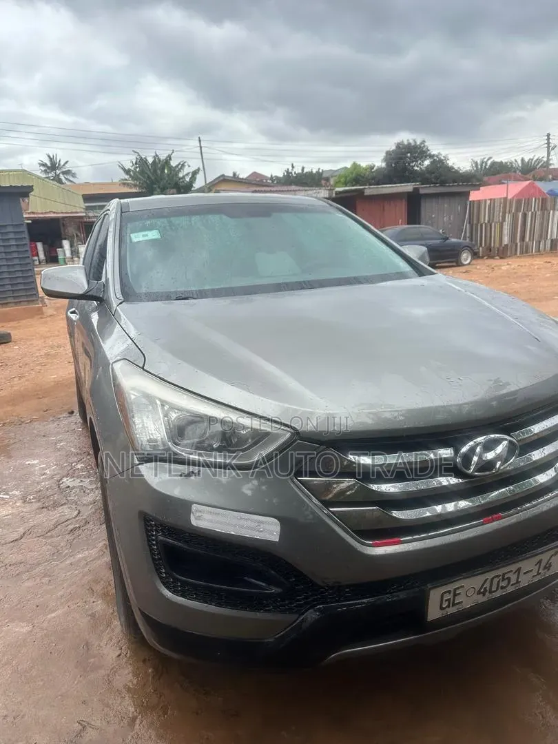 Hyundai Santa Fe 2013 Gray
