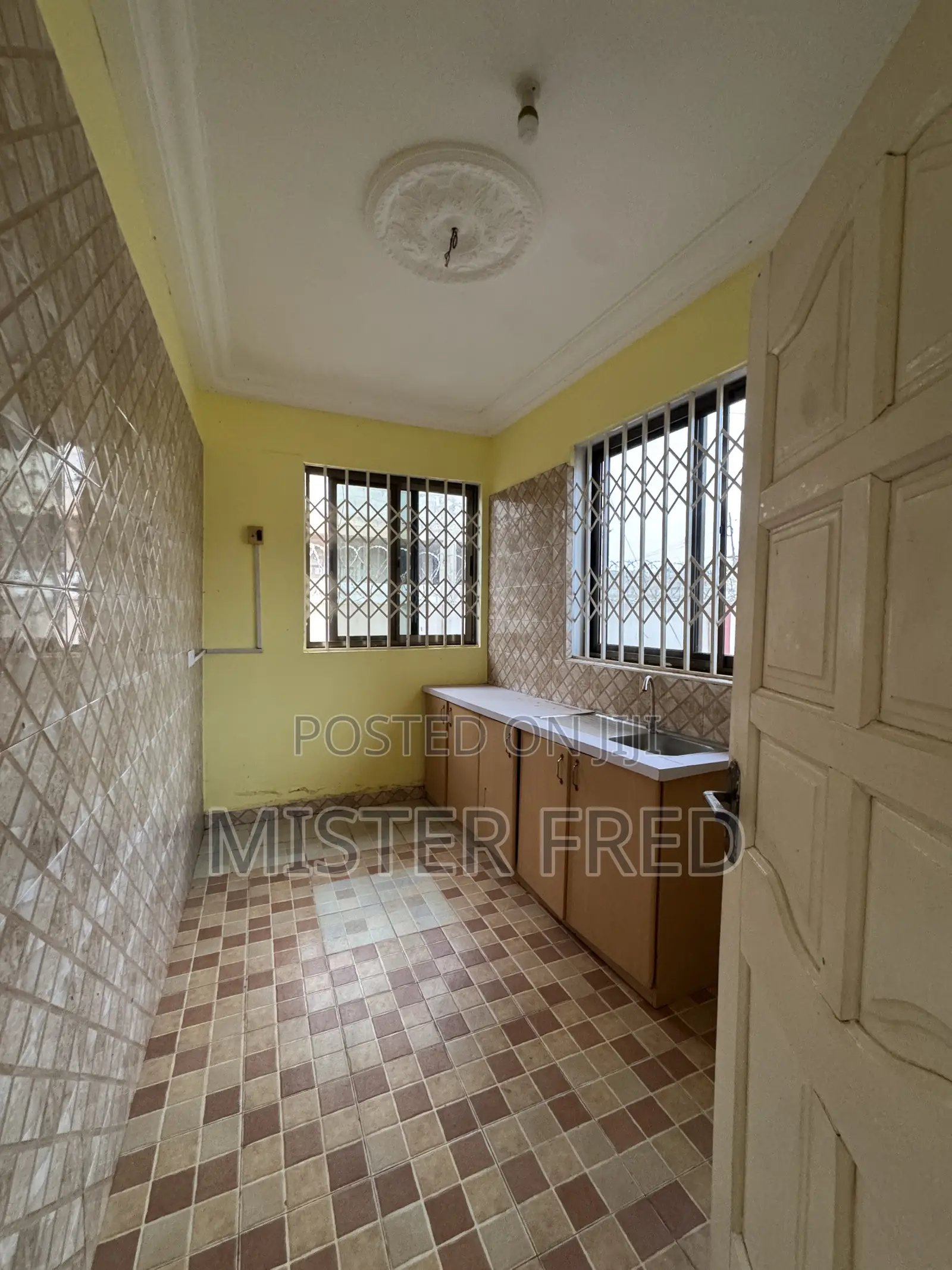 2bdrm House in Redtop, Weija for rent