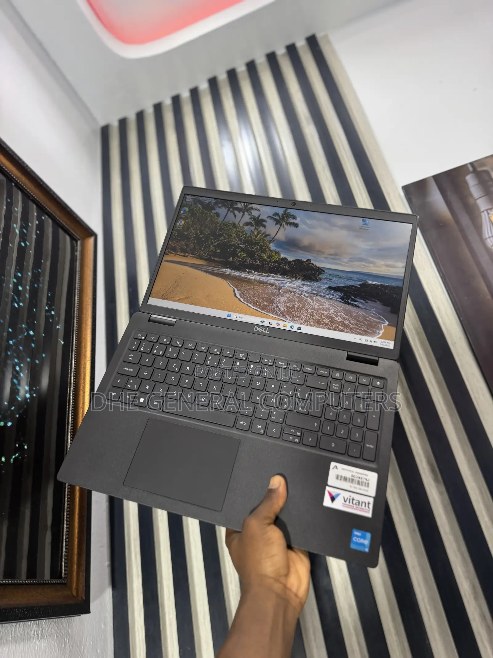 Laptop Dell Latitude 3520 8GB Intel Core i3 SSD 256GB