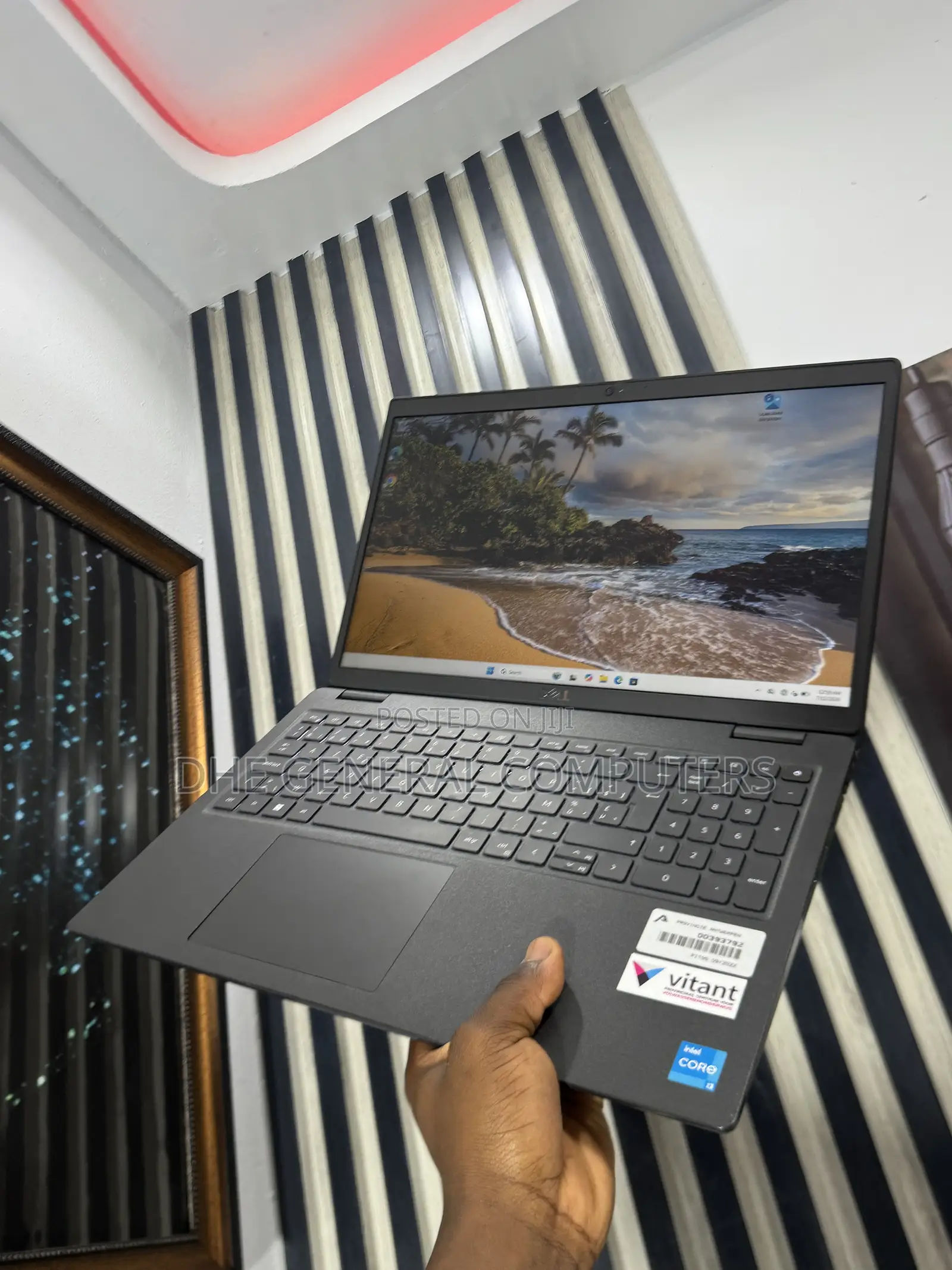 Laptop Dell Latitude 3520 8GB Intel Core i3 SSD 256GB