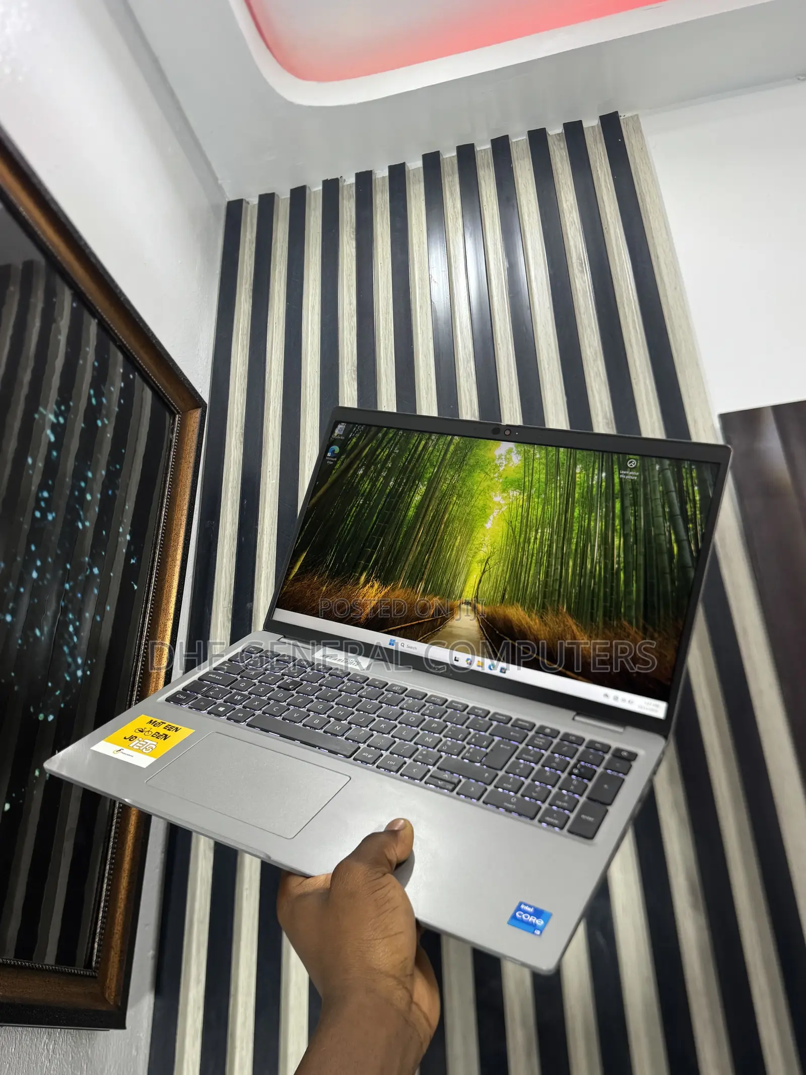 Laptop Dell Latitude 5520 8GB Intel Core i5 SSD 256GB