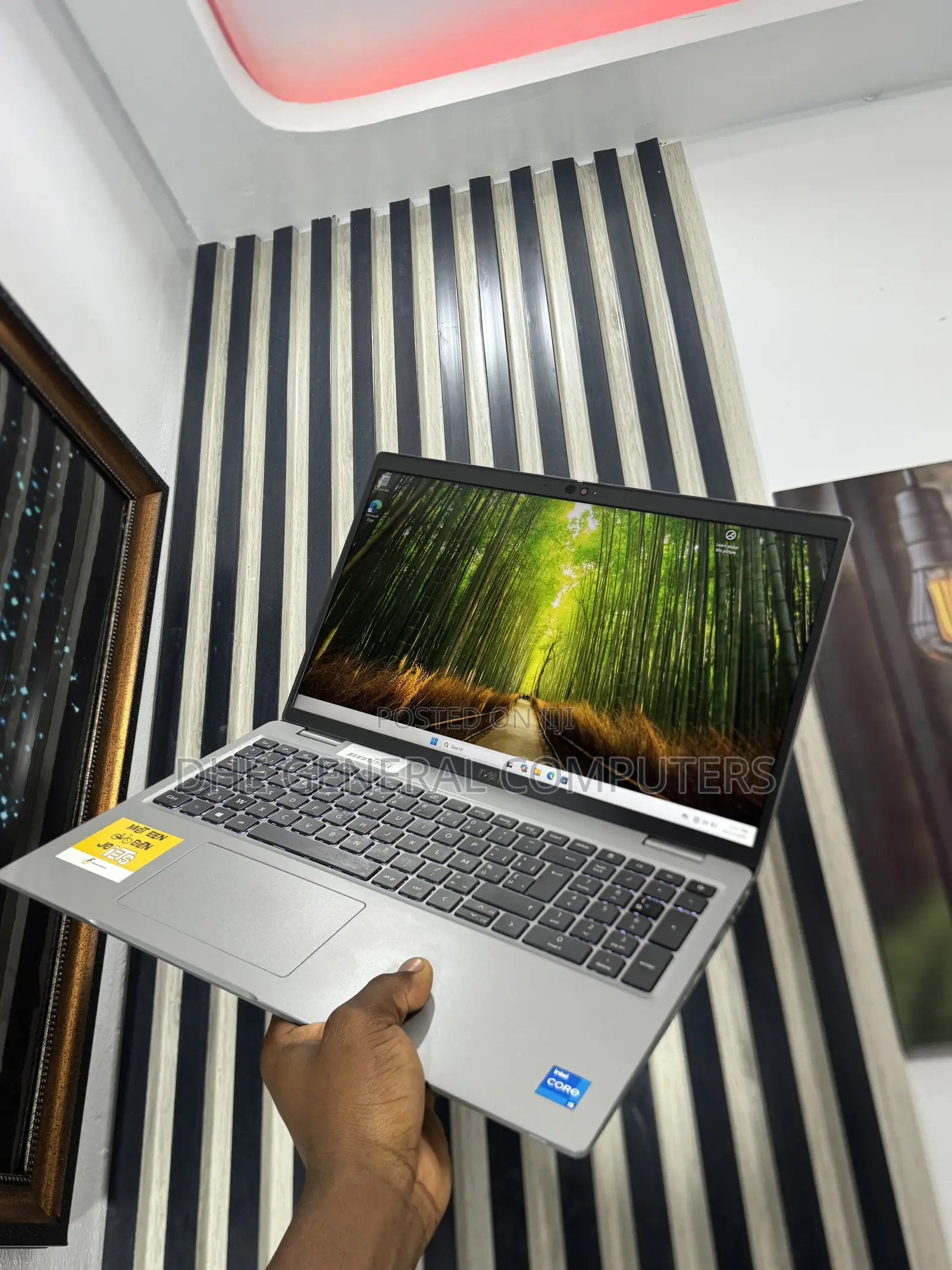 Laptop Dell Latitude 5520 8GB Intel Core i5 SSD 256GB