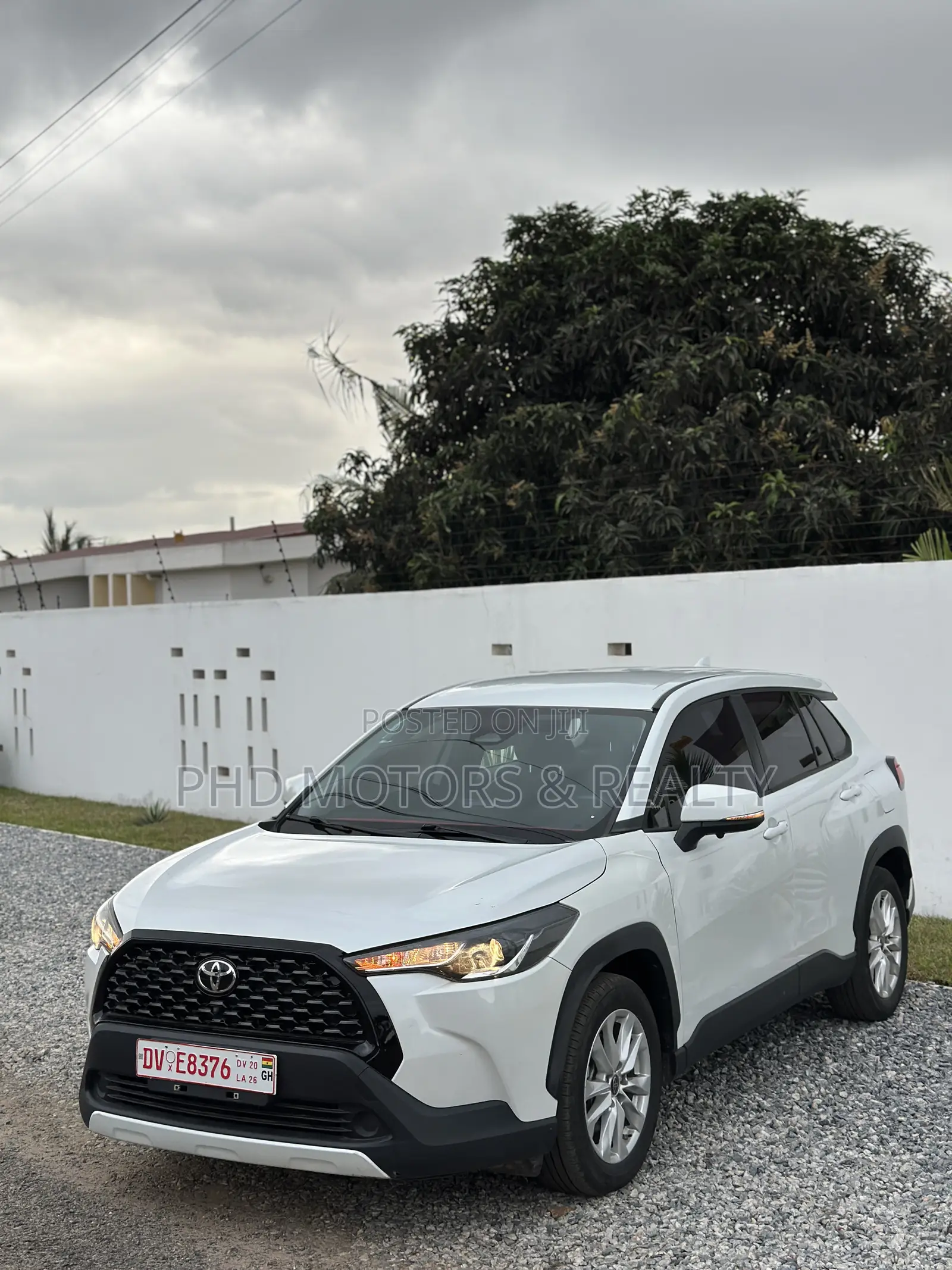 New Toyota Corolla Cross XLE AWD 2023 White