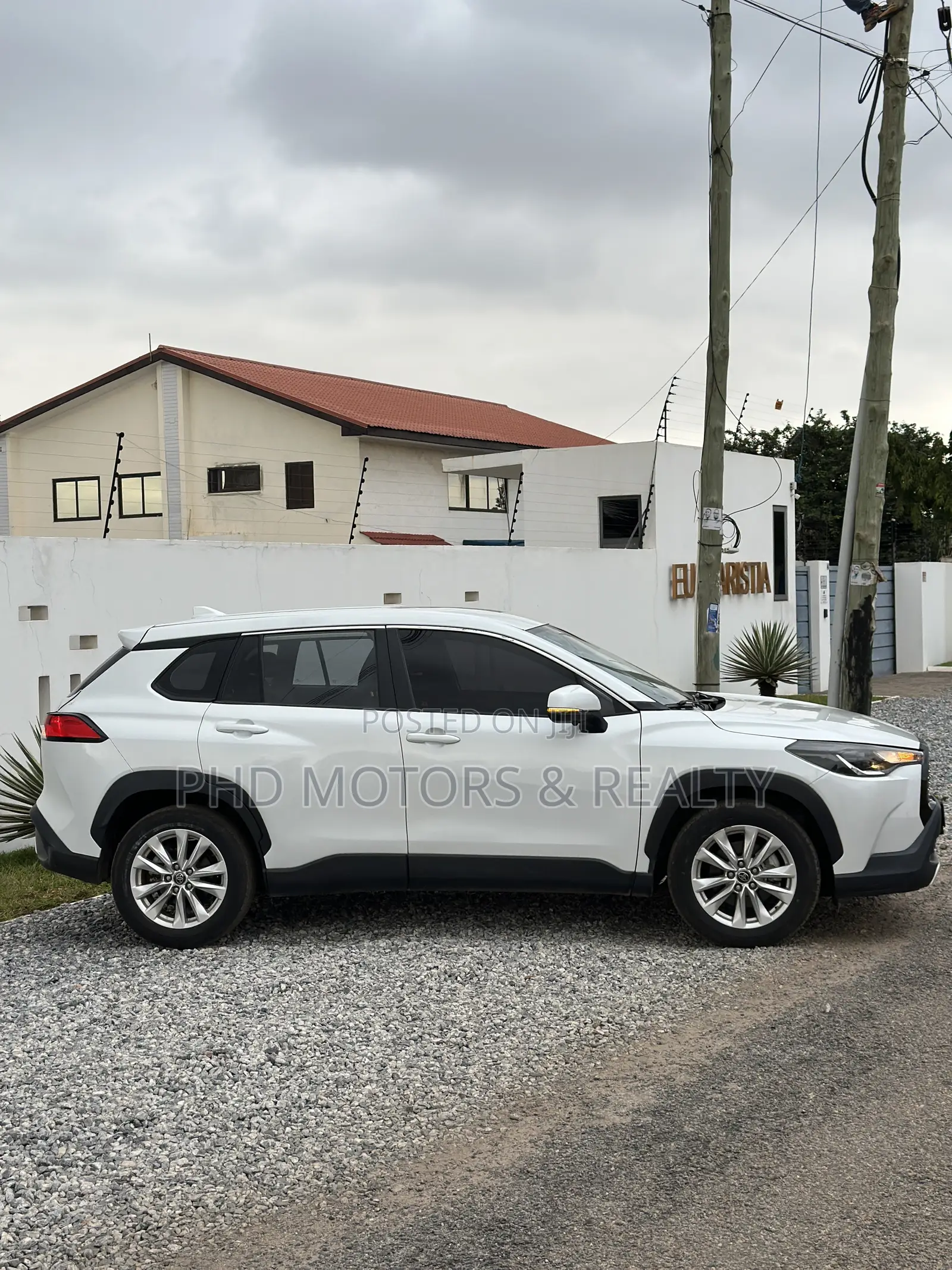 New Toyota Corolla Cross XLE AWD 2023 White