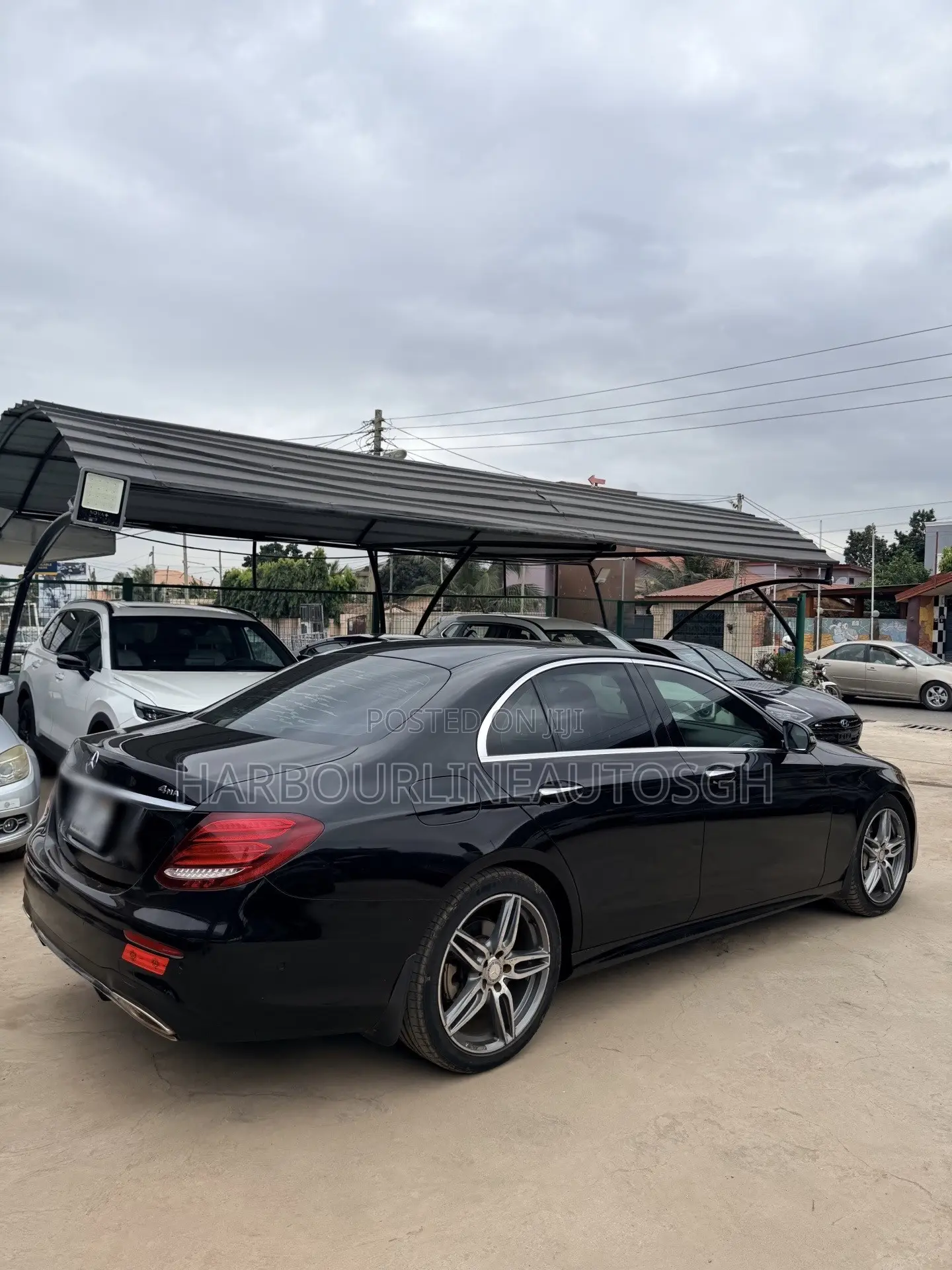Mercedes-Benz E300 4Matic AWD Sedan (2.0L 4cyl 9A) 2017 Black