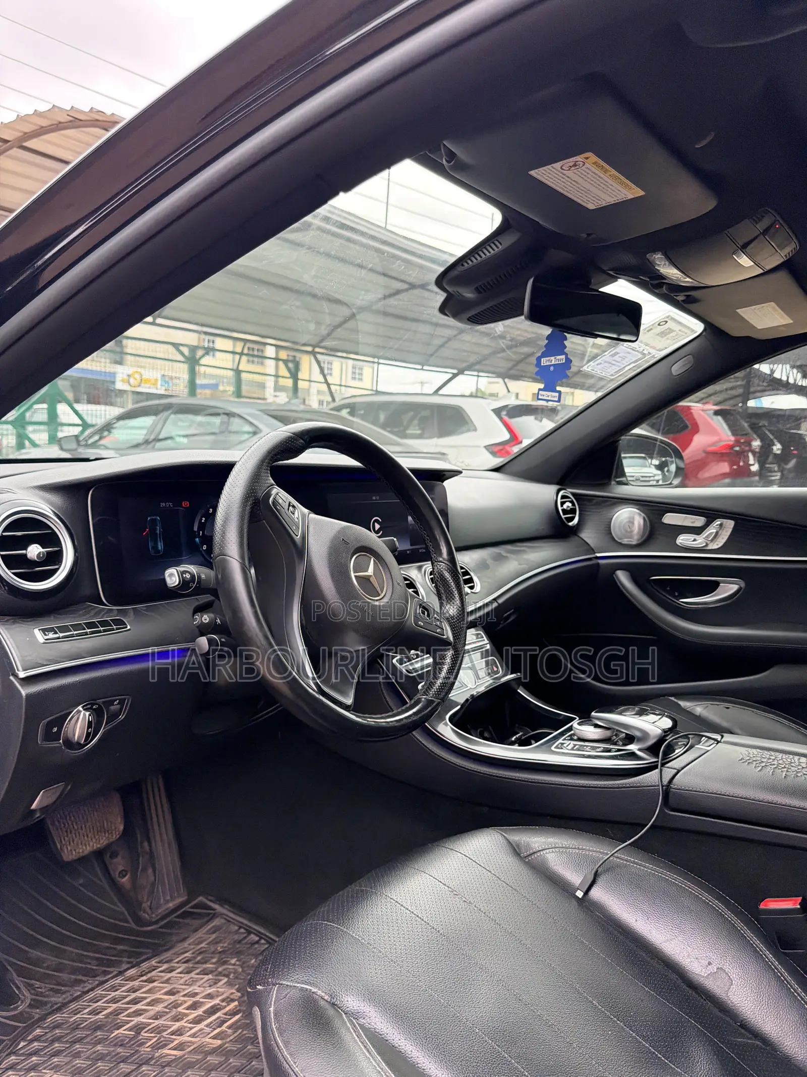 Mercedes-Benz E300 4Matic AWD Sedan (2.0L 4cyl 9A) 2017 Black