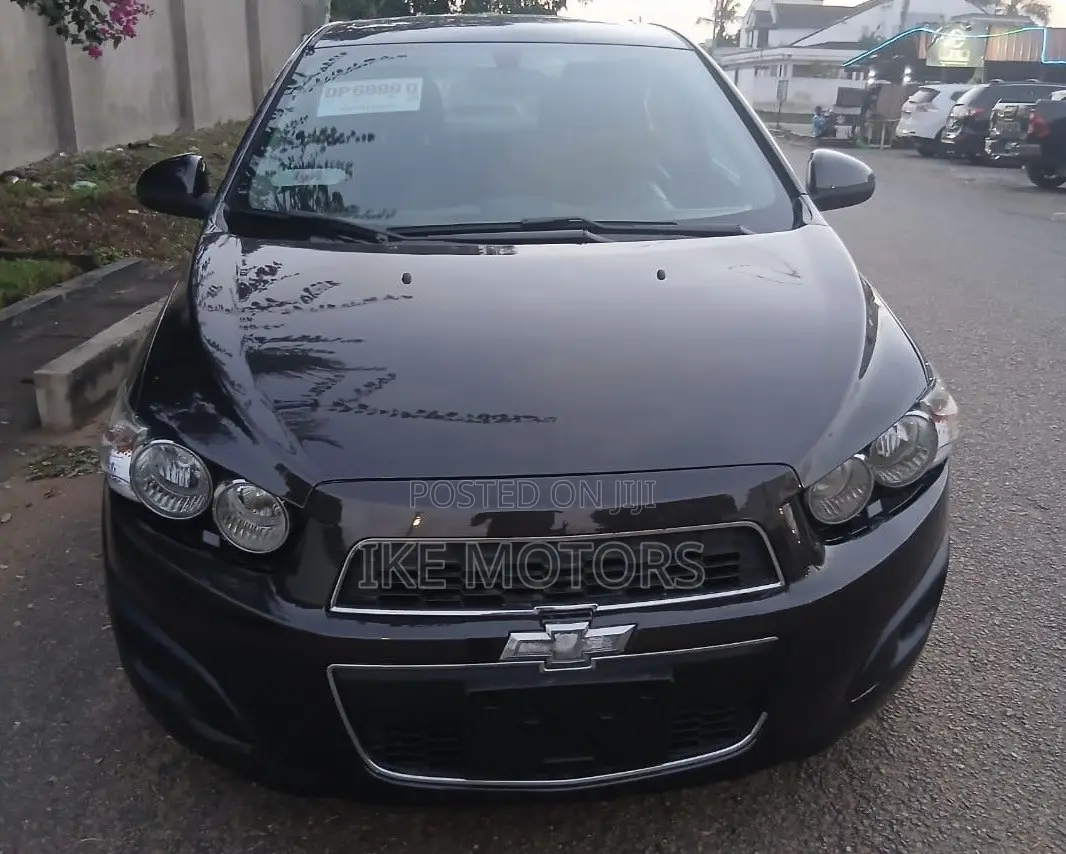 Chevrolet Sonic LT 2016 Black