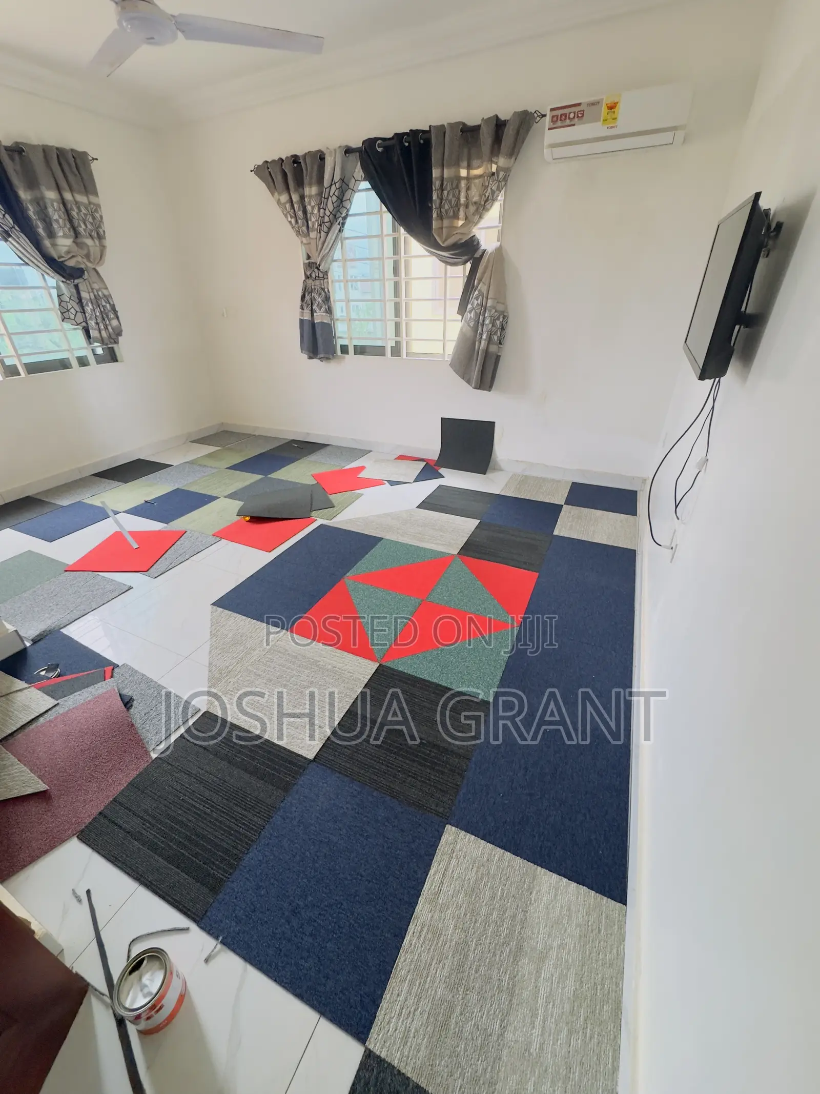 Woolen Carpet Tiles