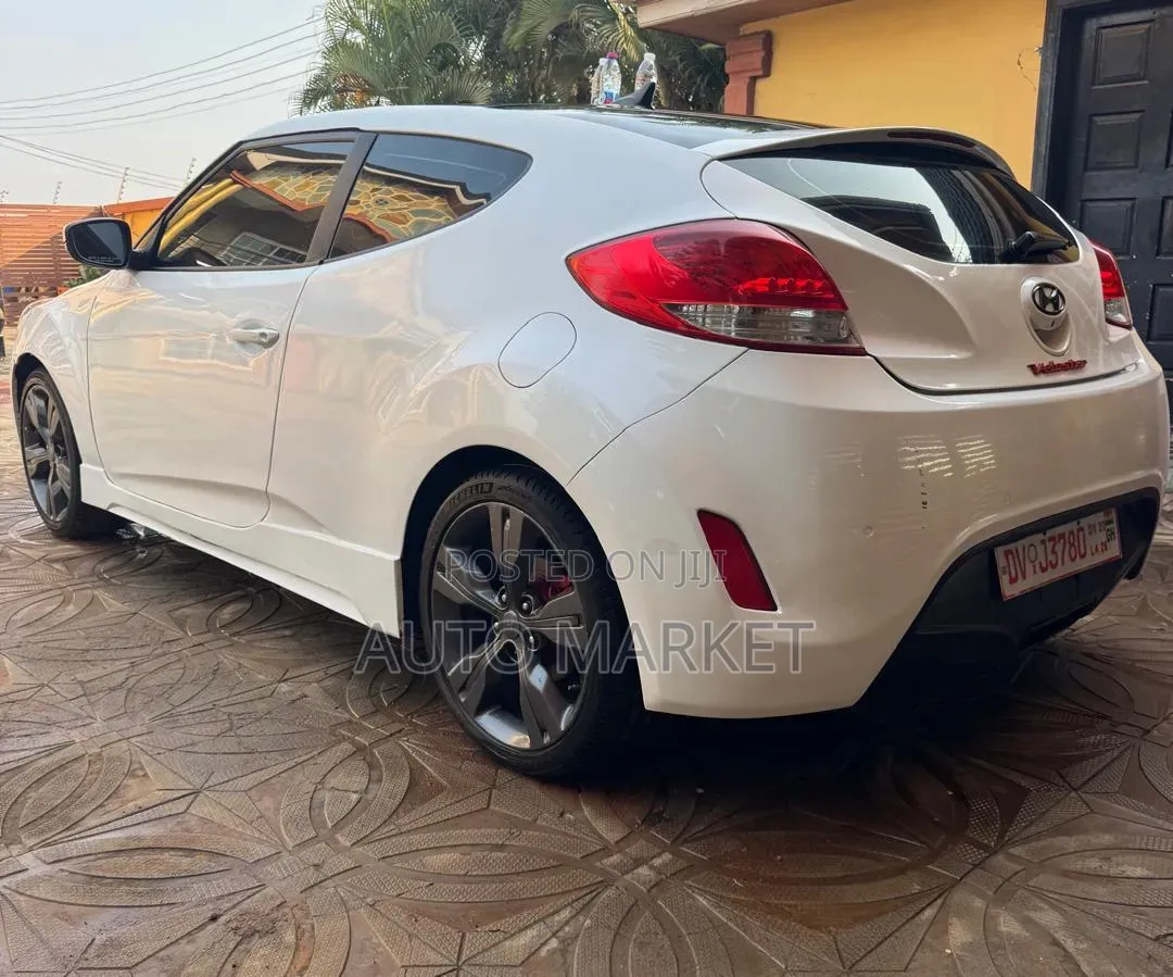 Hyundai Veloster Turbo 2016 White
