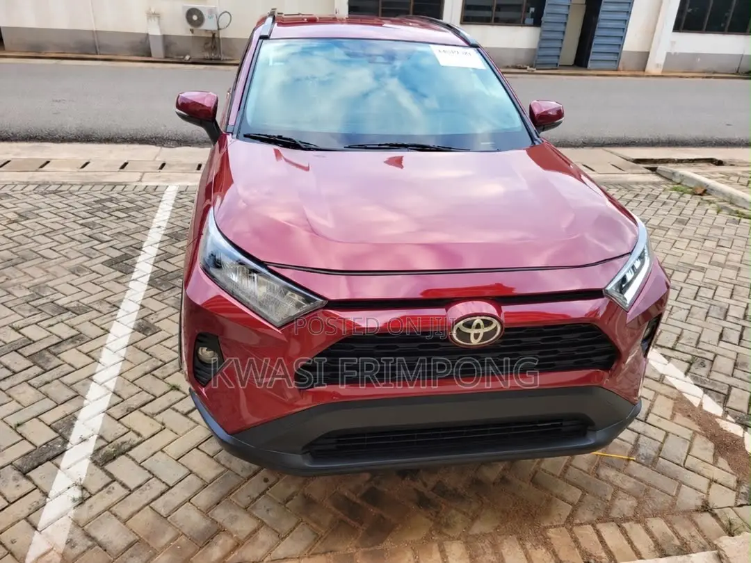 Toyota RAV4 LE 2021 Red