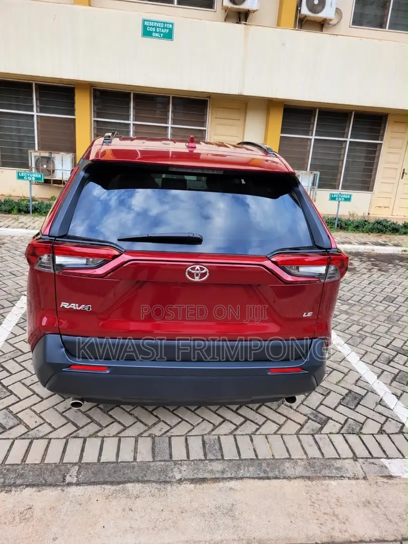 Toyota RAV4 LE 2021 Red