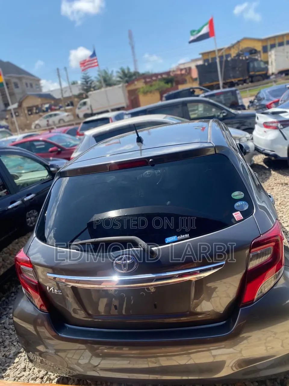 Toyota Vitz 2015 Gray