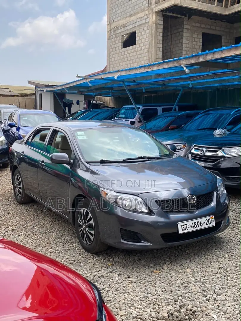 Toyota Corolla LE 4dr Sedan (1.8L 4cyl 4A) 2010 Gray