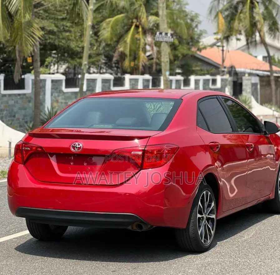 Toyota Corolla 2019 Red