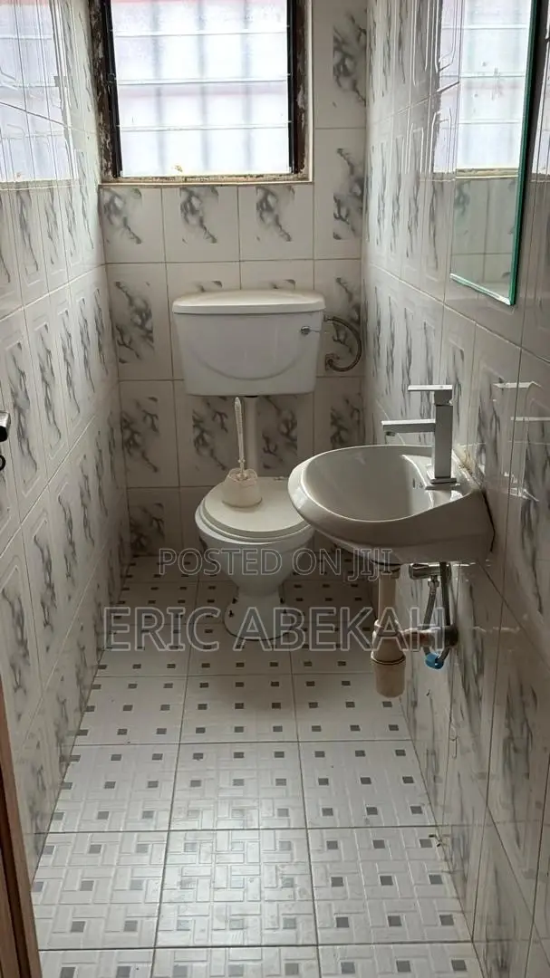 Furnished 3bdrm House in Ofankoor, Awutu Senya East Municipal for sale