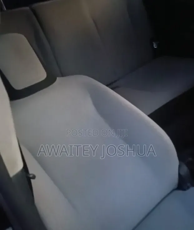 Toyota Vitz 2013 Black