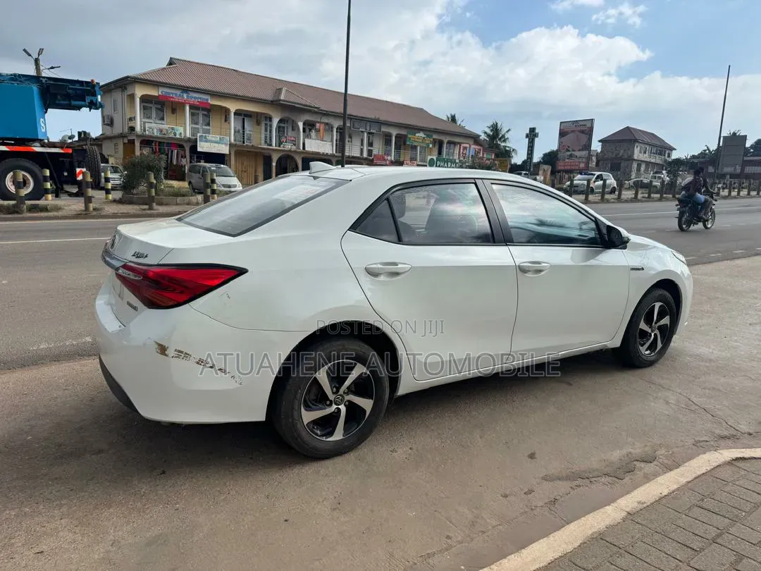Toyota Levin 2017 White