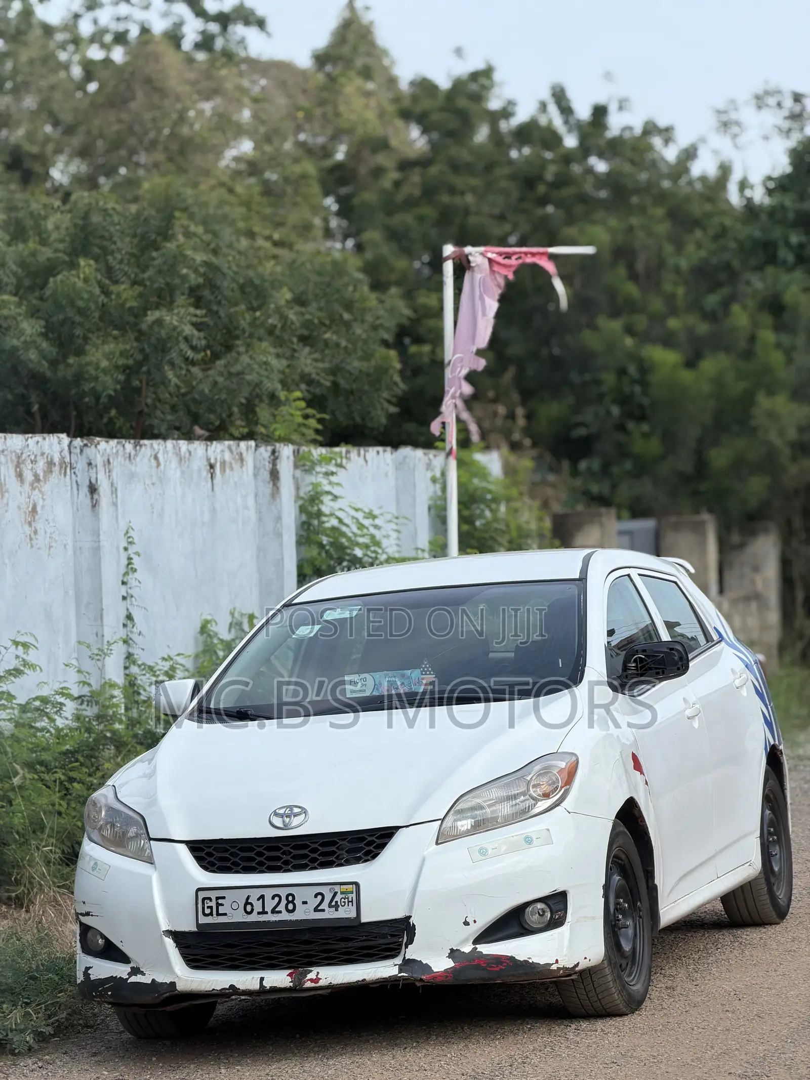 Toyota Matrix 2011 White