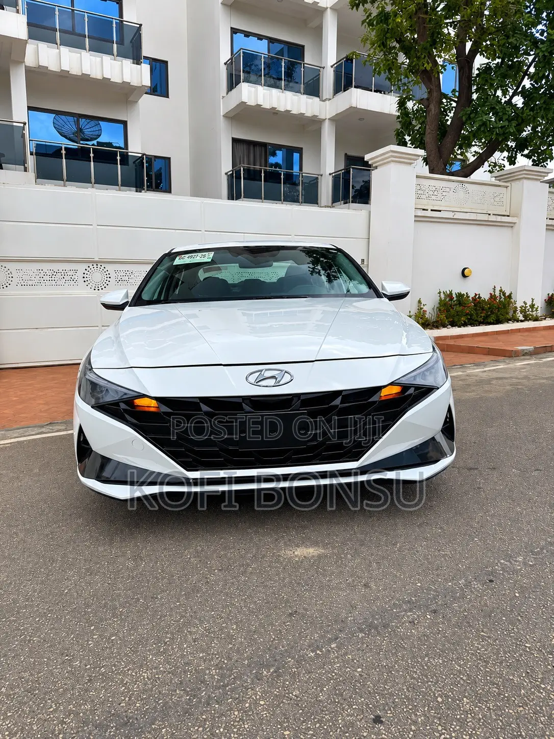 Hyundai Elantra Limited 2023 White