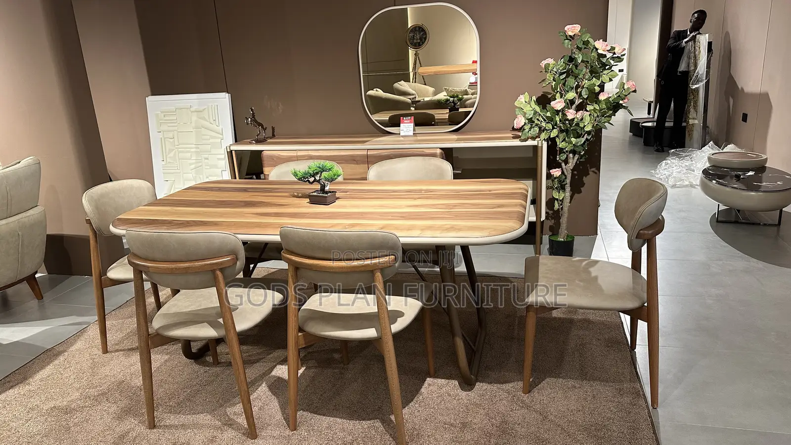 Luxury Dining Set With Console ( Ba. F.)