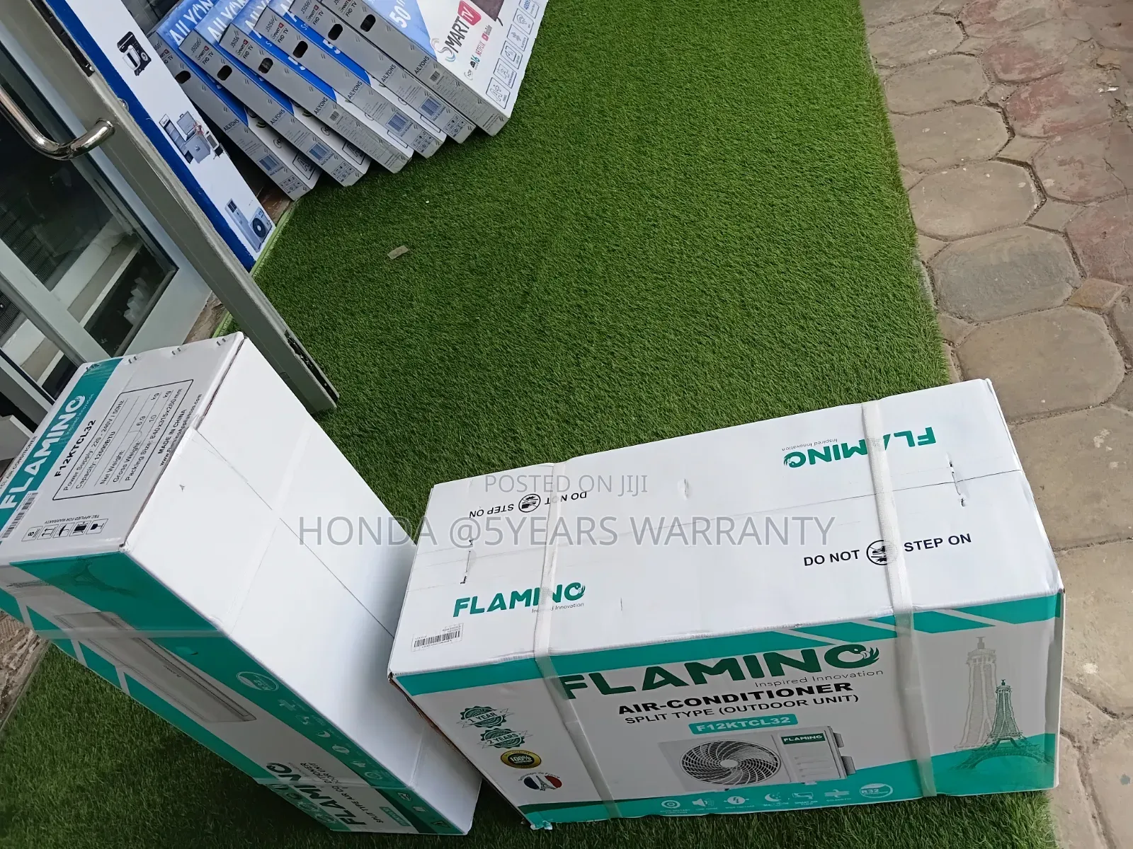 Flamino Split Type AC 1.5hp - Complete Set