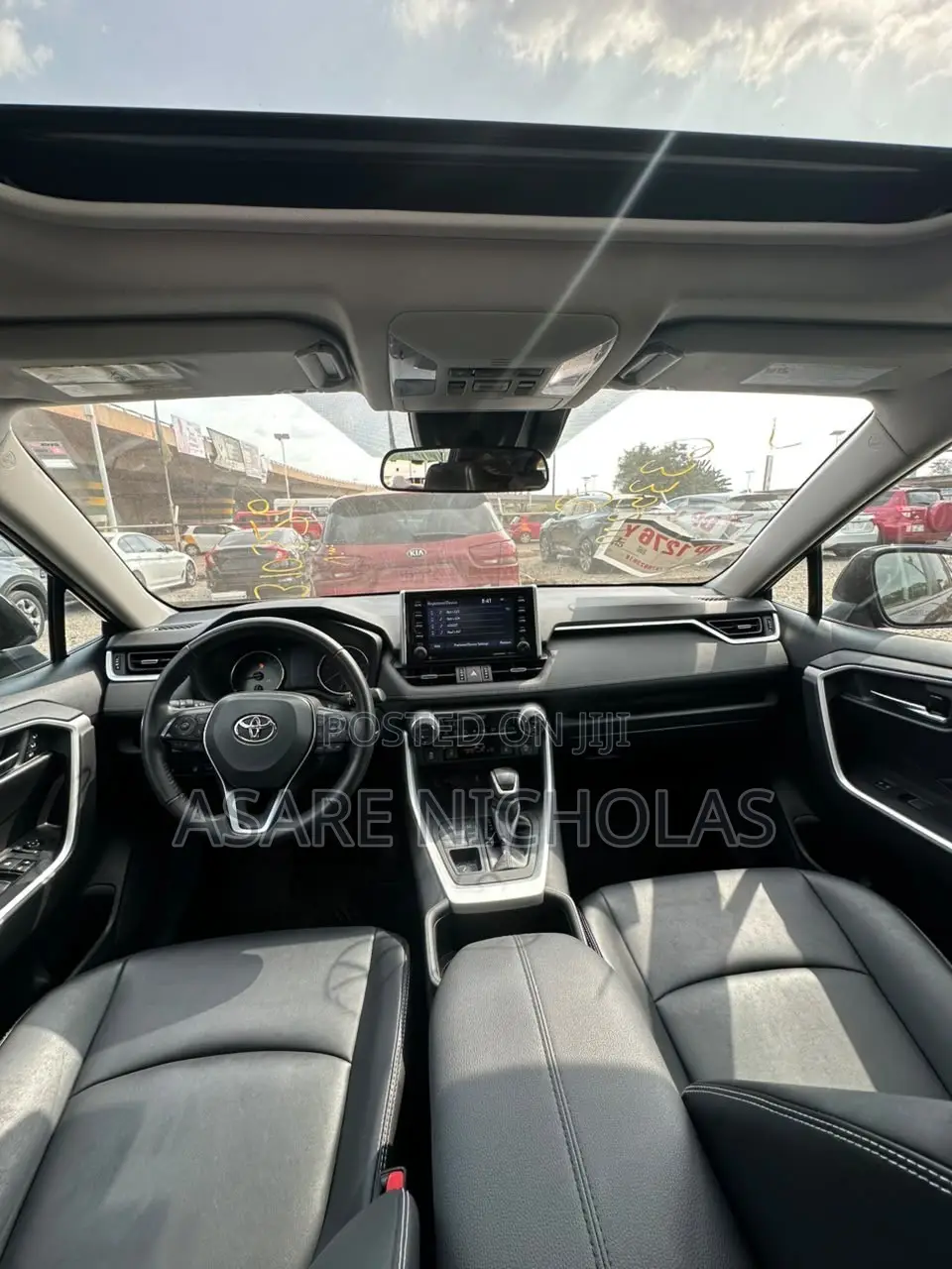 Toyota RAV4 2022 Black